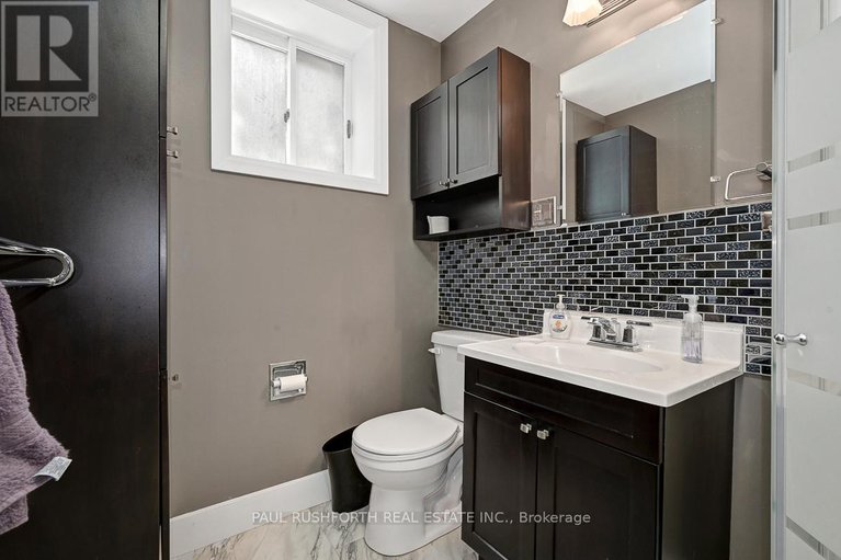 29401586/8-mac-storey-street/richmond/ottawa/ontario/K0A2Z0_29