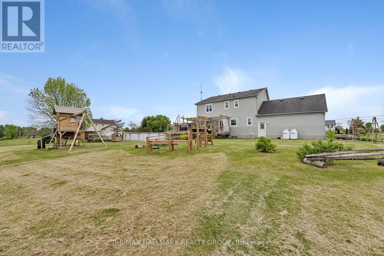 28370702/3-cheyenne-trail/augusta-twp/augusta/ontario/K6V5T2_44