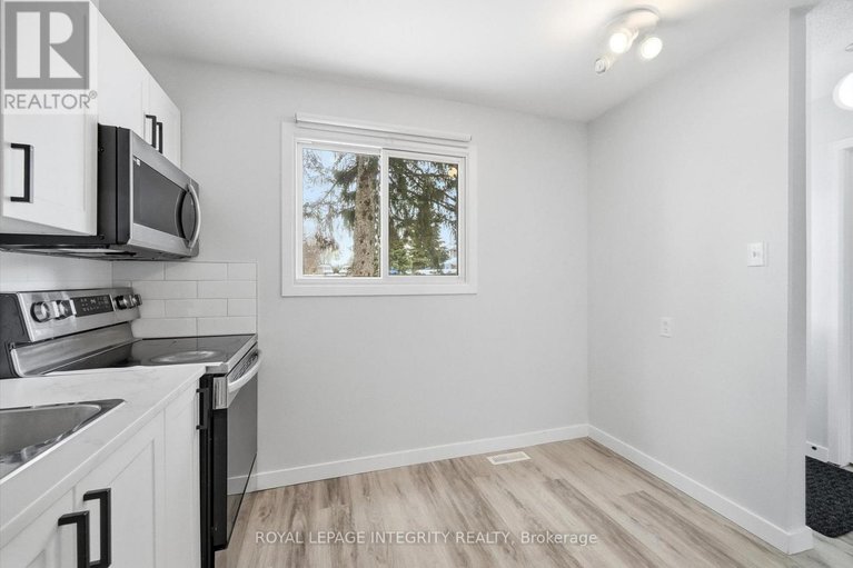 29437304/5-228-millroad-way/chatelaine-village/ottawa/ontario/K1E2C9_7