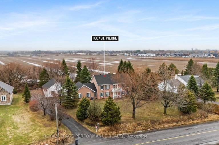 29615977/1007-st-pierre-road/embrun/russell/ontario/K0A1W0_3