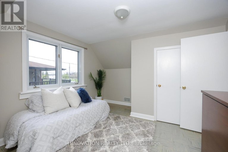 28292920/1013-stormont-street/carleton-heights/ottawa/ontario/K2C0N1_24
