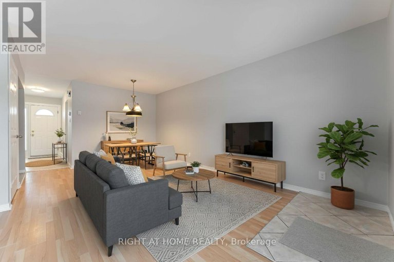 29240371/25b-bertona-street/craig-henrywoodvale/ottawa/ontario/K2G4G7_6