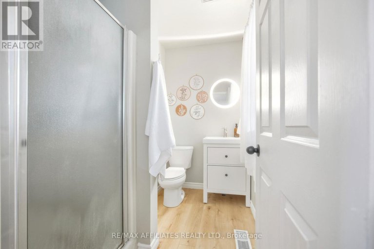 28977230/121-stamford-drive/drummond-n-elmsley-drummond-twp/drummondnorth-elmsley/ontario/K7H3C1_13
