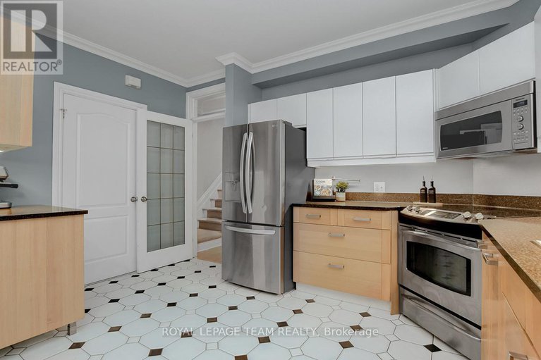 28970780/a-142-mcgillivray-street/ottawa-east/ottawa/ontario/K1S1K6_17