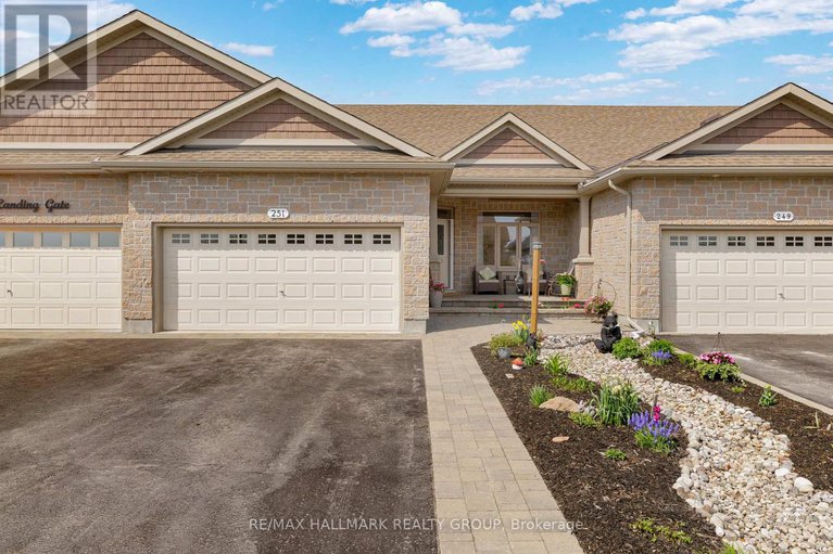 28308589/251-royal-landing-gate/north-grenville-twp-kemptville-south/north-grenville/ontario/K0G1J0_1