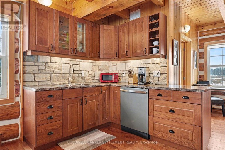 29340589/317-coutts-bay-road/drummondnorth-elmsley-north-elmsley-twp/drummondnorth-elmsley/ontario/K7H3C7_14