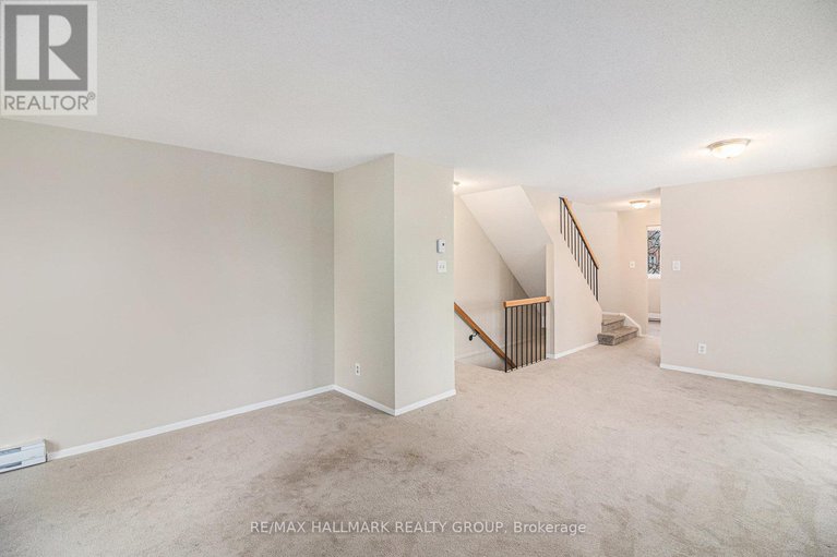 29126202/b-6716-jeanne-darc-boulevard-n/convent-glen-north/ottawa/ontario/K1C6E9_5