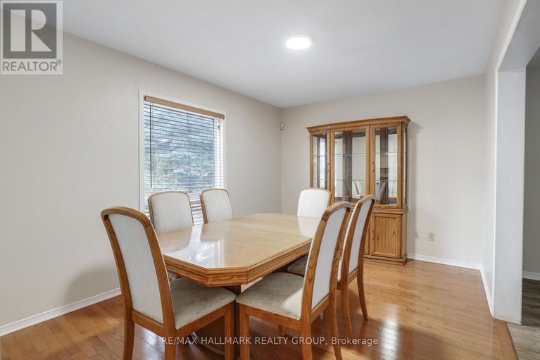 29015120/6-robina-avenue/westcliffe-estates/ottawa/ontario/K2H9R3_10