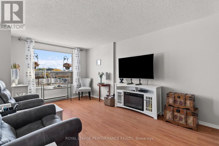 28967483/unit-407-200-lafontaine-avenue/vanier/ottawa/ontario/K1L8K8_11