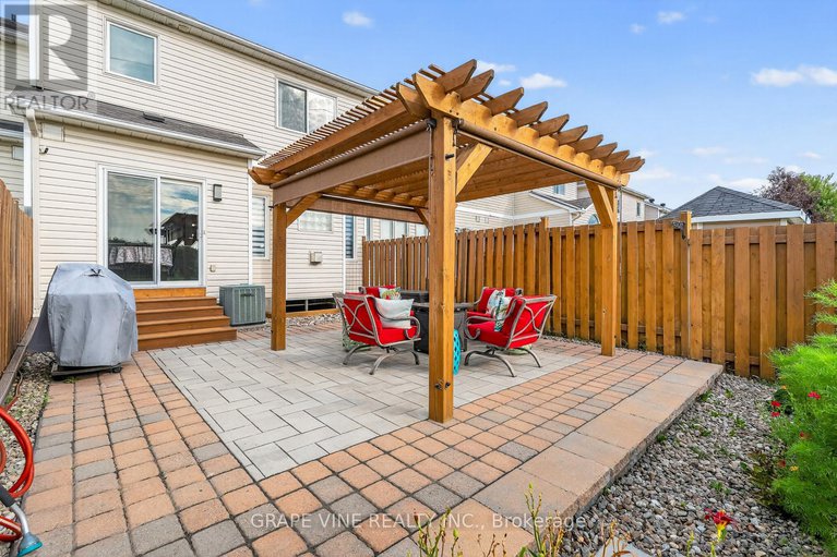 28835816/1545-demeter-street/fallingbrookgardenway-south/ottawa/ontario/K4A4Y9_3