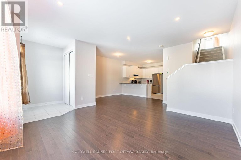 28161394/834-bascule-place/btwn-franktown-rd-fallowfield-rd/ottawa/ontario/K0A2Z0_7