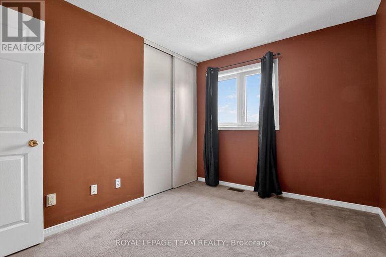 29460136/21-baton-court/katimavik/ottawa/ontario/K2L4C8_34