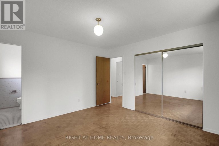 28631481/2257-prospect-avenue/alta-vista/ottawa/ontario/K1H7G2_15