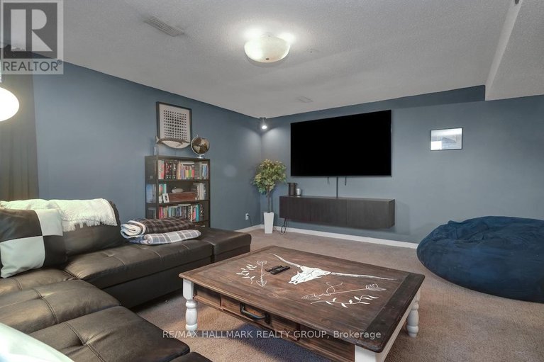28915489/20-hilltop-crescent-s/kemptville/north-grenville/ontario/K0G1J0_19