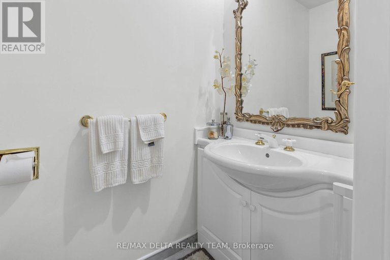 28998330/11-garand-street/urbandale-acres/ottawa/ontario/K1H8M1_19