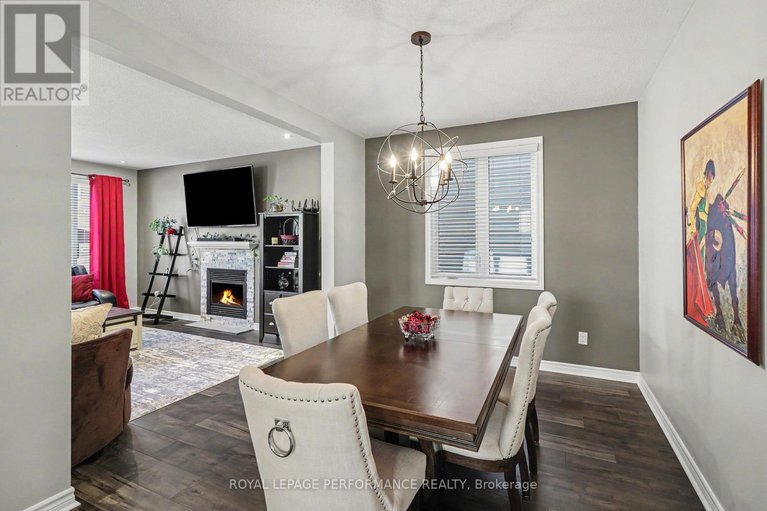 29634644/717-magnolia-street/avalon-west/ottawa/ontario/K4A0Z2_13