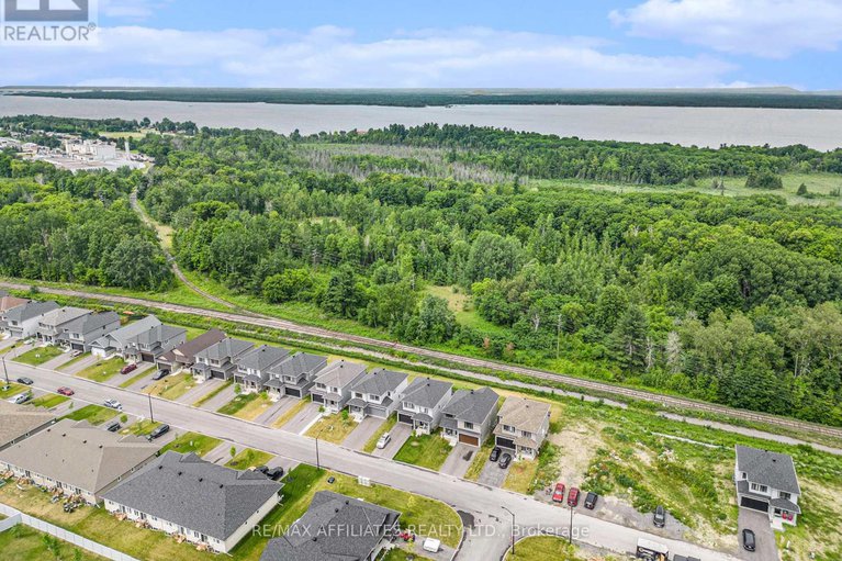 28561042/137-seabert-drive/arnprior/arnprior/ontario/K7S0K1_27