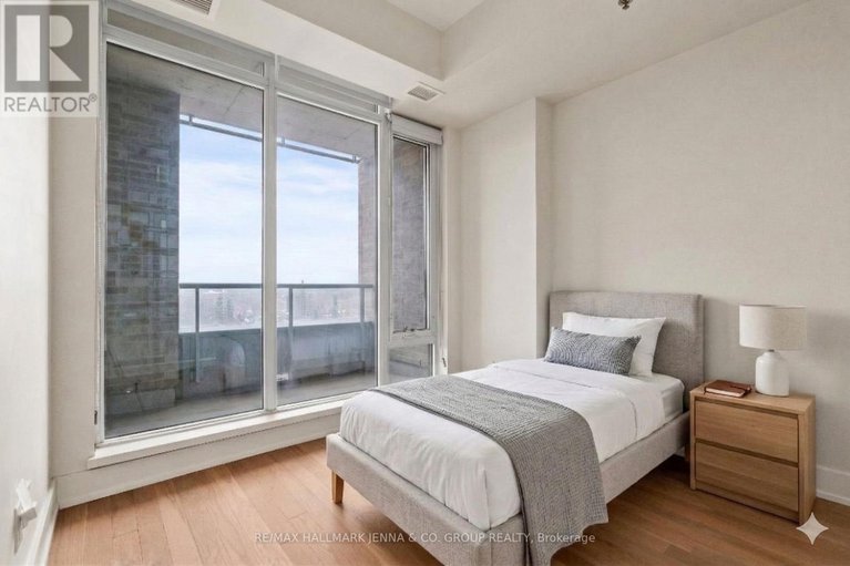 29439629/611-88-richmond-road/westborohampton-park/ottawa/ontario/K1Z0B1_17