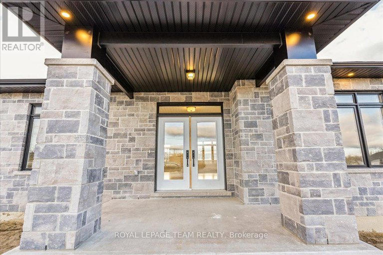 28519836/91-hogan-drive/mcnabbraeside-twps/mcnabbraeside/ontario/K7S0H8_2