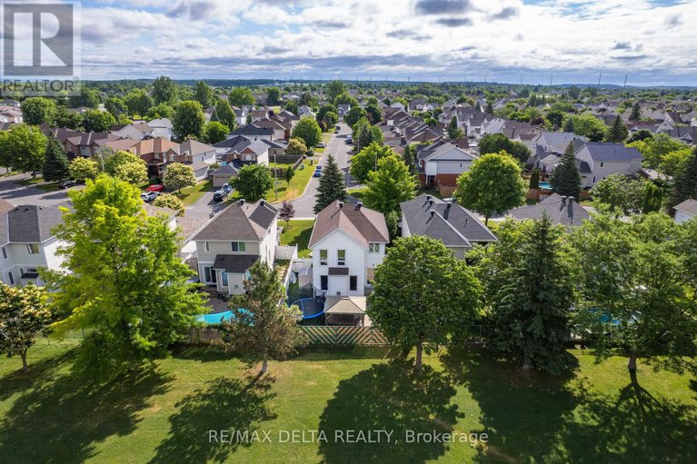 28540257/1610-duplante-avenue/fallingbrookpineridge/ottawa/ontario/K4A4A2_41