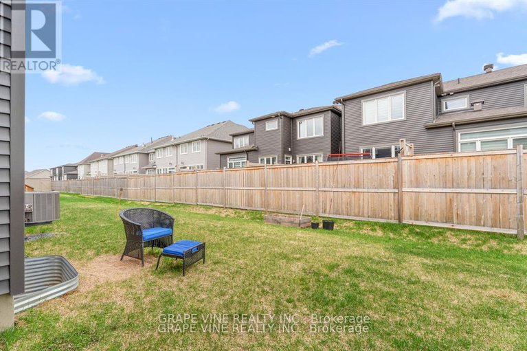 28496874/678-taliesin-crescent/remainder-of-stittsville-area/ottawa/ontario/K2S2W5_33