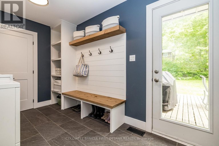 28439323/5455-west-river-drive/manotick-long-island-nicholls-island/ottawa/ontario/K4M1G7_23