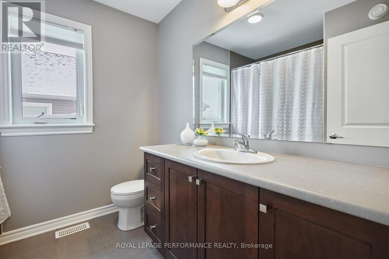 28737077/179-gracewood-crescent/blossom-parkkemp-parkfindlay-creek/ottawa/ontario/K1T0J3_37