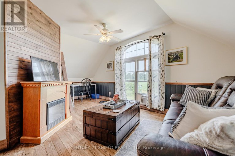 28611131/16995-myers-road/south-stormont/ontario/K0C2A0_28