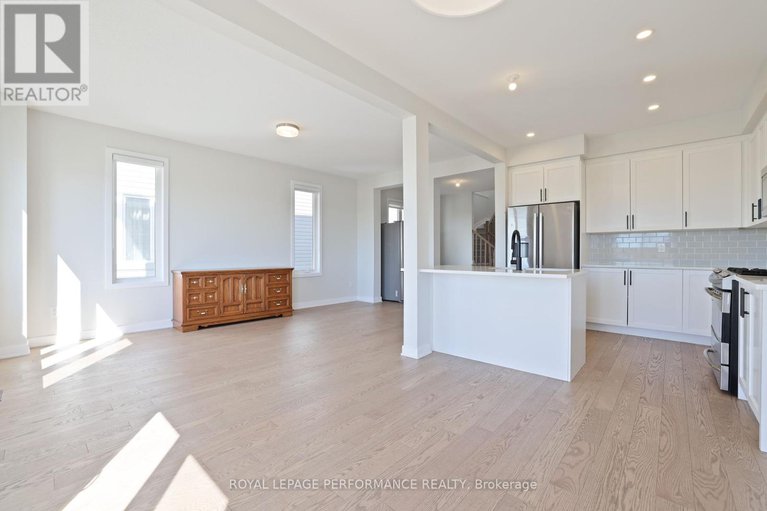 28917184/116-main-halyard-lane/half-moon-bay/ottawa/ontario/K2J7B6_13