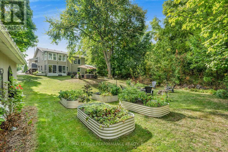 28930470/5583-manotick-main-street/manotick-village-manotick-estates/ottawa/ontario/K4M1A9_41