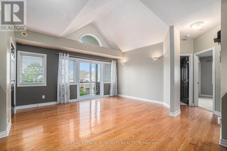 28655113/759-cedar-creek-drive/blossom-parkkemp-parkfindlay-creek/ottawa/ontario/K1T0B3_13