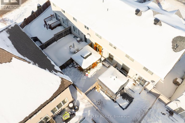 29366736/2083-breezewood-street/springridgeeast-village/ottawa/ontario/K4A4R7_37