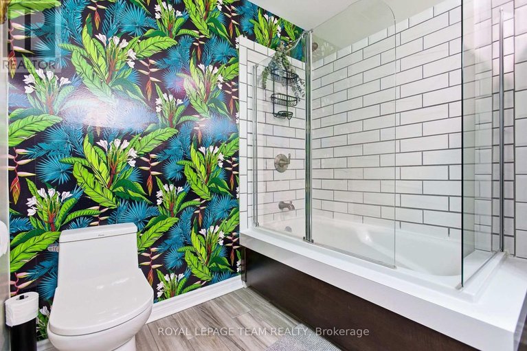 29610199/10-cornerstone-private/ottawa-centregolden-triangle/ottawa/ontario/K2P2N3_19