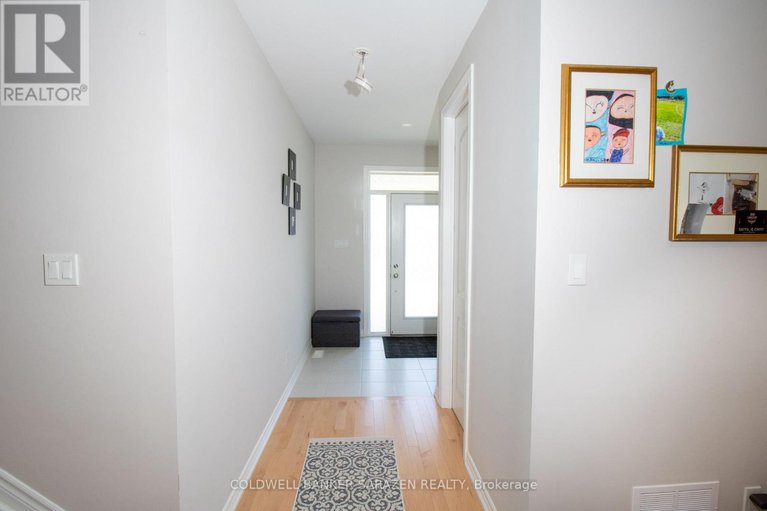 28909452/213-meynell-road/goulbourn-twp-from-franktown-rdsouth-to-rideau/ottawa/ontario/K0A2Z0_3