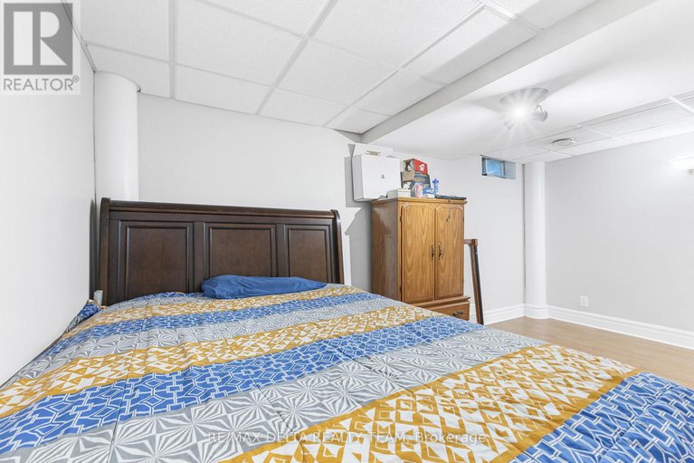 28461671/1401-coulter-place/bilberry-creekqueenswood-heights/ottawa/ontario/K1E3H9_27