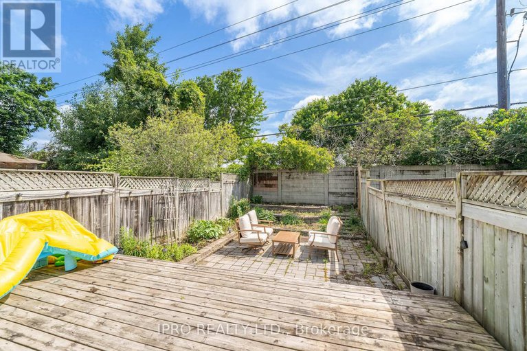 28513195/51-mullcraft-crescent/longfields/ottawa/ontario/K2J4P7_31