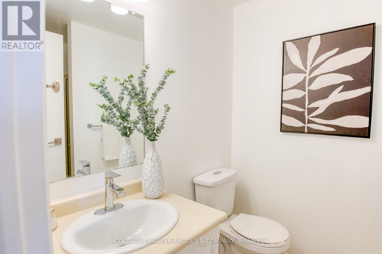 28806501/2-saxton-private/redwood-park/ottawa/ontario/K2H9P2_28