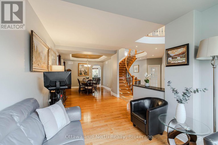 29043619/507-kochar-drive/mooneys-bay/ottawa/ontario/K2C4G9_4