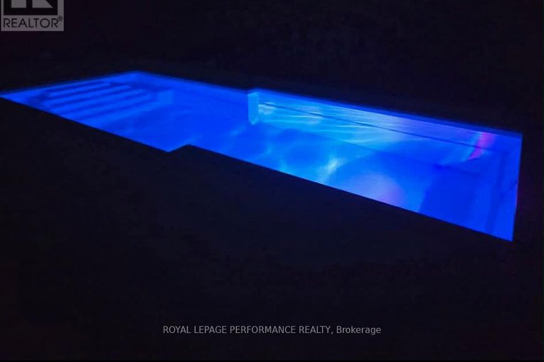 29390511/1606-westport-crescent/chateauneuf/ottawa/ontario/K1C6C8_36