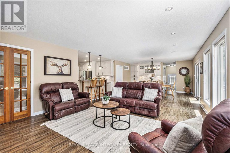 28620612/16-ember-glow-court/stittsville-central/ottawa/ontario/K2S1C3_14