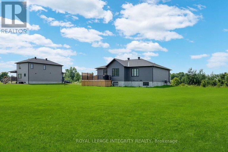 29072893/106-maplestone-drive/north-grenville-twp-kemptville-east/north-grenville/ontario/K0G1J0_23