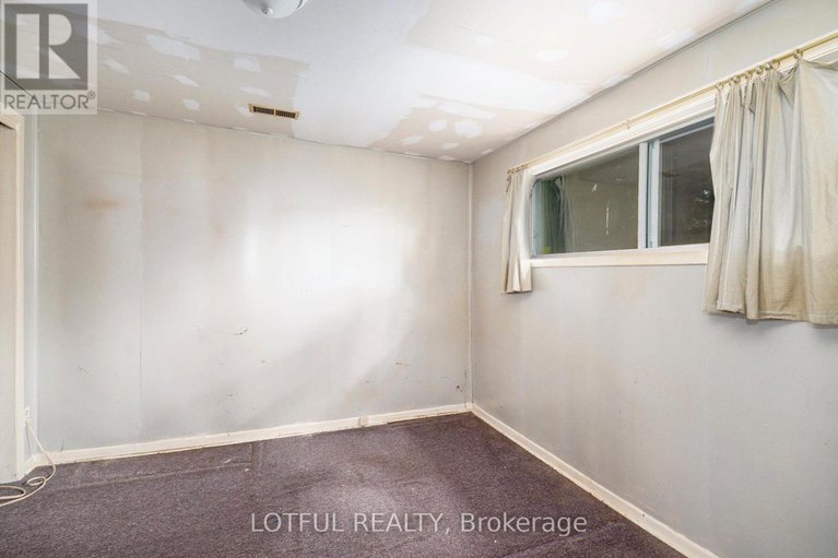 28780680/328-perrier-avenue/vanier/ottawa/ontario/K1L5C7_20