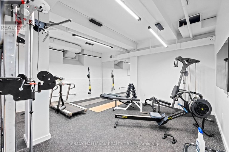 29444670/207-135-barrette-street/vanier/ottawa/ontario/K1L7Z9_72