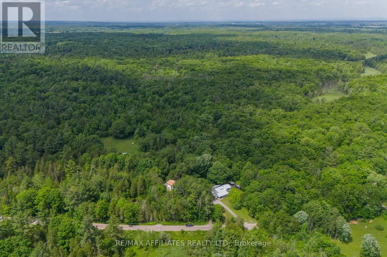 29023925/1655-old-perth-road/mississippi-mills-ramsay-twp/mississippi-mills/ontario/K0A1A0_47