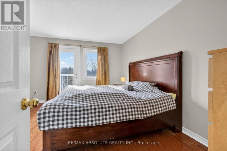 29681192/117-tall-pines-private/leslie-park/ottawa/ontario/K2H1H1_35