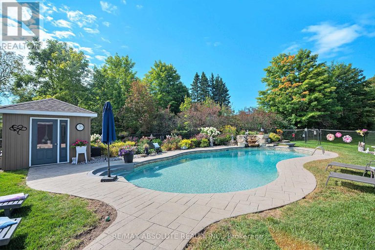 28563037/37-fairhaven-place/mcnabbraeside-twps/mcnabbraeside/ontario/K7S0B7_7