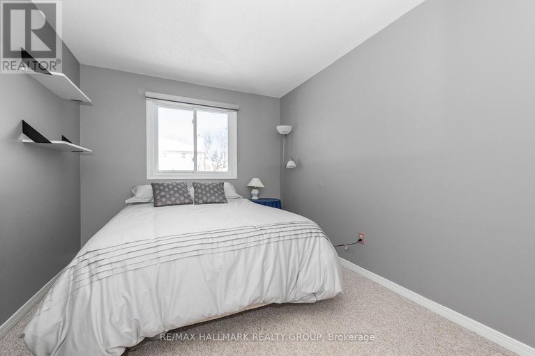 29331900/13-trotting-way/bridlewood/ottawa/ontario/K2M1B3_36