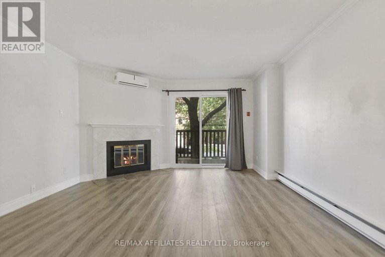 28334395/1-160-bruyere-street/lower-townbyward-market/ottawa/ontario/K1N5E1_13