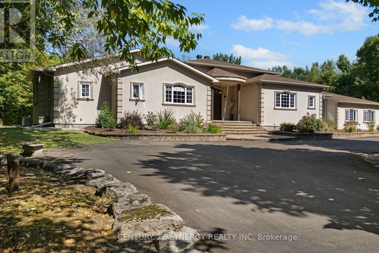 28811434/1281-georges-vanier-drive-n/cumberland-ridge/ottawa/ontario/K4C1R6_1