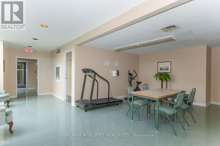 28978452/407-330-centrum-boulevard/bilberry-creekqueenswood-heights/ottawa/ontario/K1E3W2_23